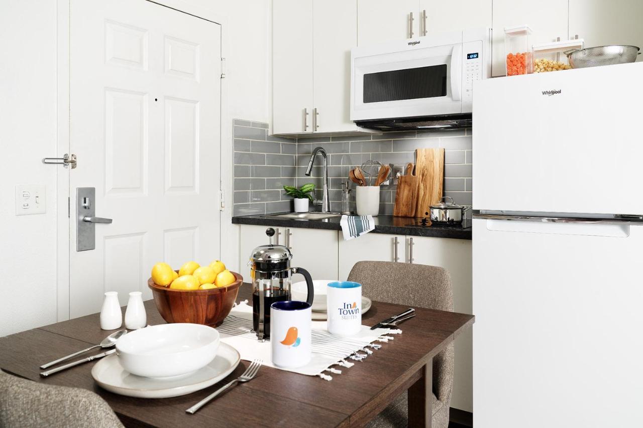 Intown Suites Extended Stay Columbus Oh - I-70E Hamilton Rd Екстериор снимка